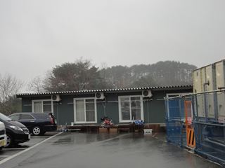 山の上にも仮設住宅がありました。